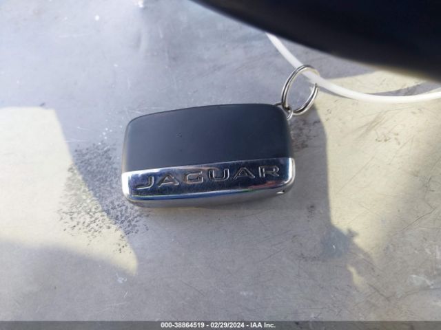 SADCJ2FX0JA321966 Jaguar F-pace 25t Premium