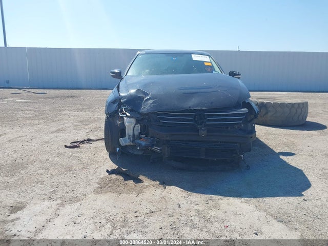 3VWL07AJ2GM207944 Volkswagen Jetta 1.8t Sel