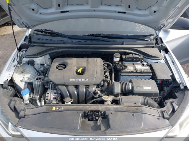 Hyundai ELANTRA SE 2017 5NPD74LF8HH164387 Image 10