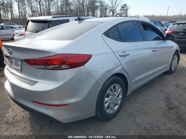 Hyundai ELANTRA SE 2017 5NPD74LF8HH164387 Image 4