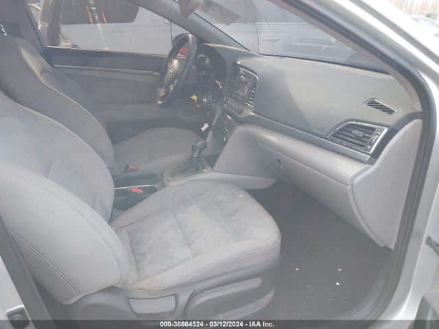 Hyundai ELANTRA SE 2017 5NPD74LF8HH164387 Image 5