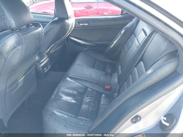 Lexus IS 350 2016 JTHCE1D27G5011086 Image 8