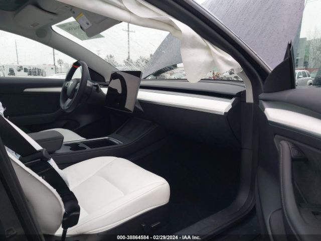 5YJ3E1EA4PF655960 Tesla Model 3 Rear-wheel Drive