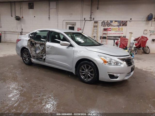 2015 Nissan Altima 2.5/s/sv/sl მანქანა იყიდება აუქციონზე, vin: 1N4AL3AP7FN920413, აუქციონის ნომერი: 38864685