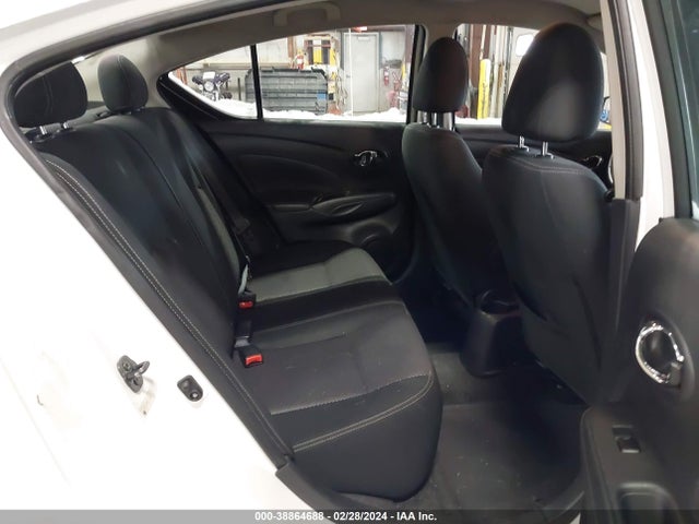 Nissan Versa 1.6 Sv 2018 3N1CN7AP1JL814961 Image 8