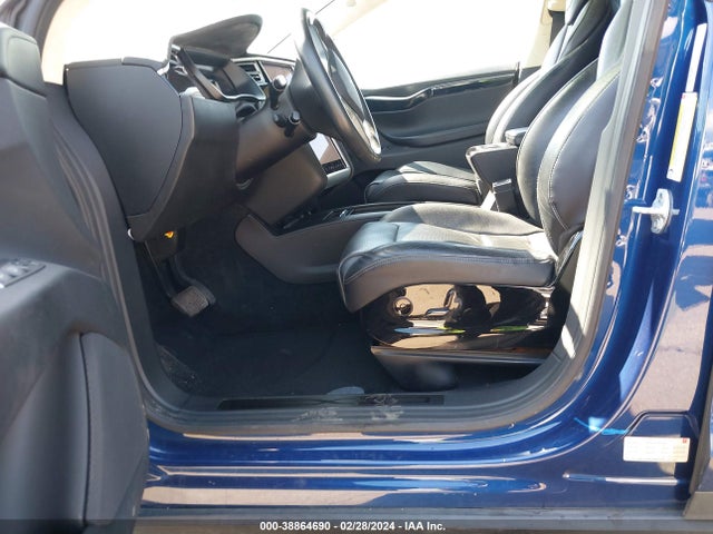 Tesla Model X 60d/70d/75d/90d 2016 5YJXCAE25GF012145 Image 6