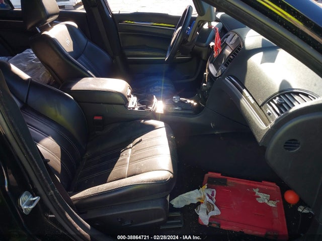 Chrysler 300 300s 2017 2C3CCABG7HH560162 Image 5