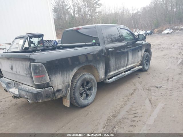 2016 RAM 1500 3C6RR7KT8GG320712 Photo 3