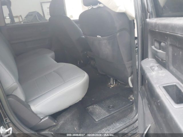 2016 RAM 1500 3C6RR7KT8GG320712 Photo 7