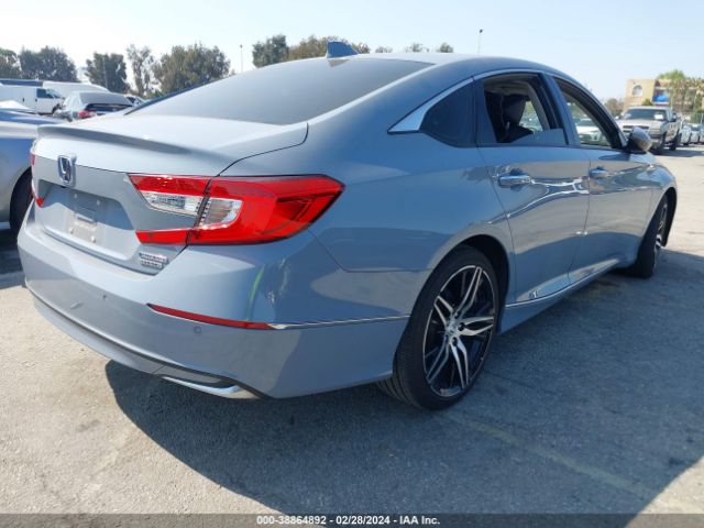 1HGCV3F9XNA026565 Honda Accord Hybrid Touring
