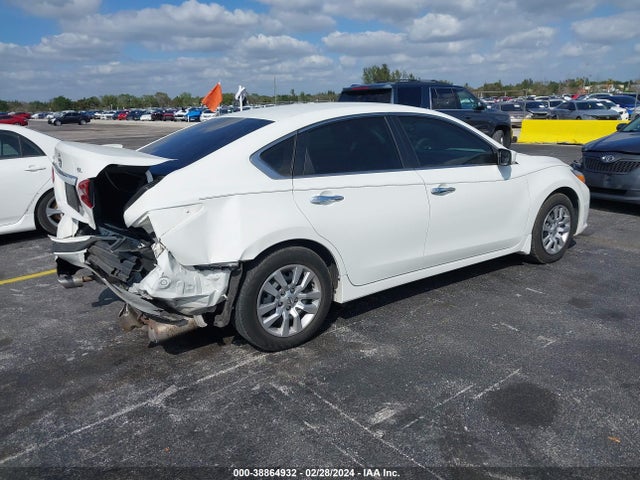 Nissan Altima 2.5 S 2018 1N4AL3AP6JC480169 Image 4