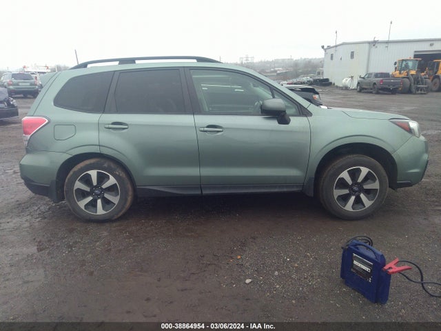 Subaru Forester 2.5i Premium 2017 JF2SJAEC6HH509006 Image 13