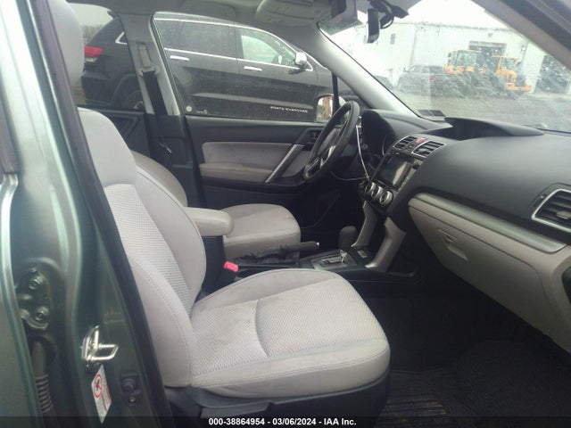 Subaru Forester 2.5i Premium 2017 JF2SJAEC6HH509006 Image 5