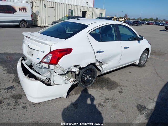 Nissan Versa 1.6 Sv 2015 3N1CN7APXFL890380 Image 4