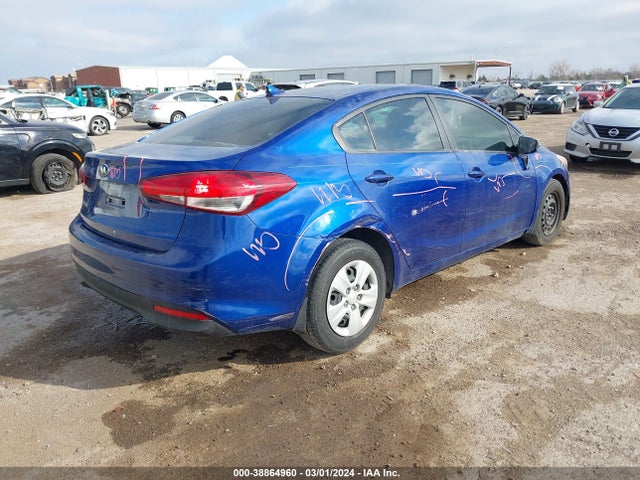 KIA FORTE LX 2017 3KPFK4A71HE063182 Image 4