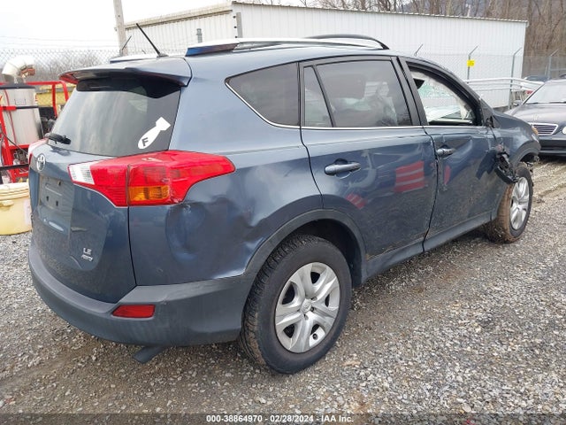 Toyota RAV4 LE 2014 JTMBFREV5ED078161 Image 4