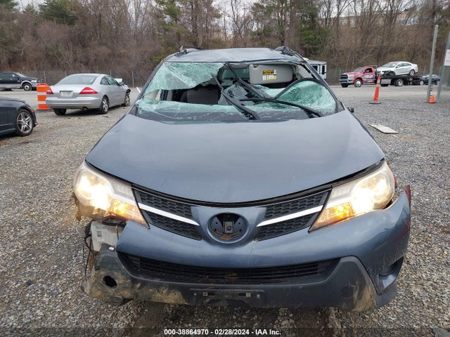 Toyota RAV4 LE 2014 JTMBFREV5ED078161 Image 6