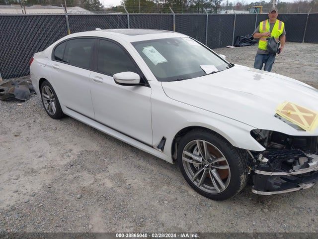 WBA7F0C37HGM21832 BMW 750i
