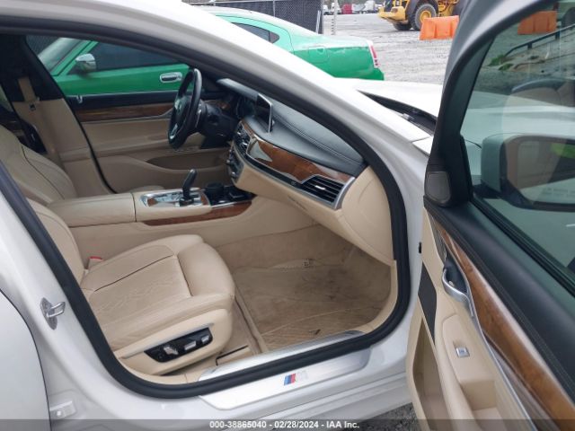 2017 BMW 750I WBA7F0C37HGM21832 Photo 4