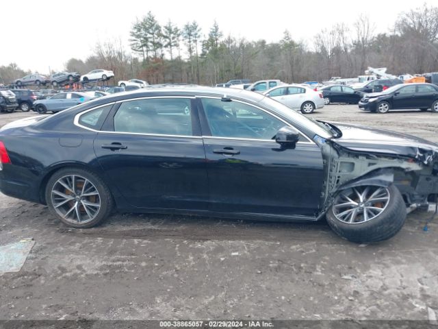 LVY982MK8JP032610 Volvo S90 T5 Momentum