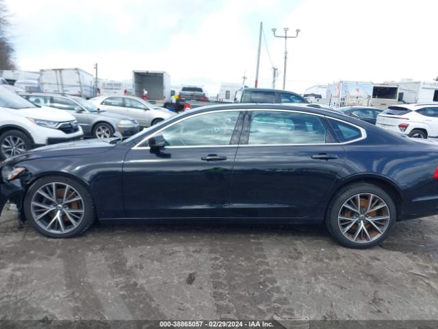 LVY982MK8JP032610 Volvo S90 T5 Momentum