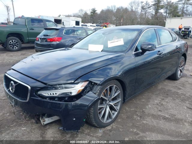 LVY982MK8JP032610 Volvo S90 T5 Momentum