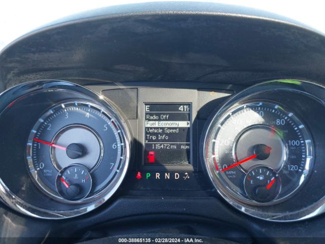 2C4RC1CG1GR135601 Chrysler Town & Country Touring-l Anniversary Edition