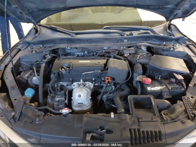 Honda ACCORD EX 2016 1HGCR2F04GA084304 Image 10