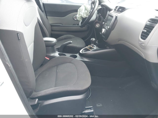 2018 KIA SOUL VIN: KNDJN2A28J7535412