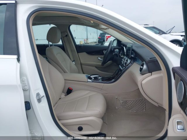 55SWF4KB4FU022347 Mercedes-Benz C 300 4matic/luxury 4matic/sport 4matic