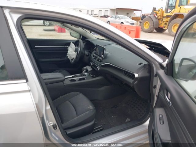 1N4BL4DV6NN355753 Nissan Altima Sv Fwd