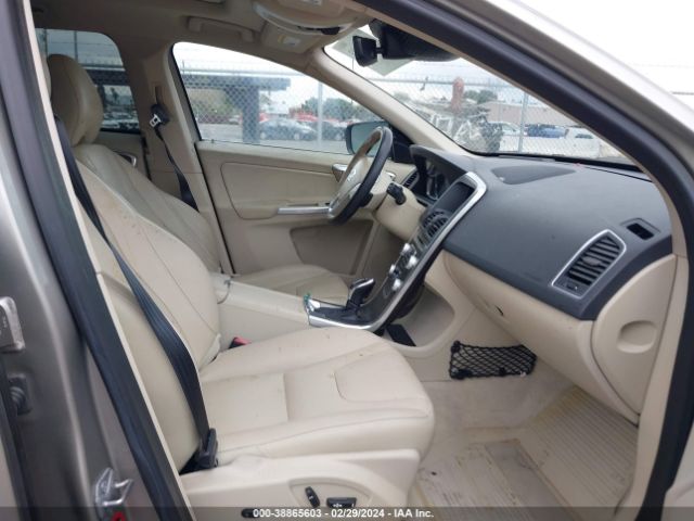 YV440MDM5F2740093 Volvo Xc60 T5 Platinum