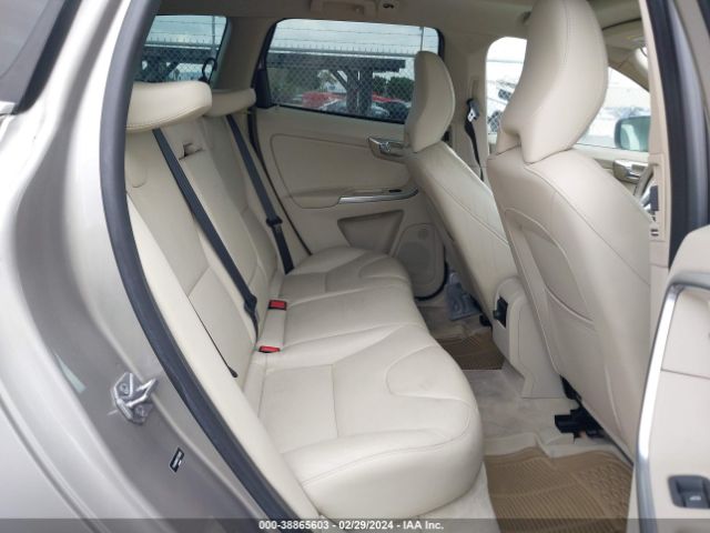 YV440MDM5F2740093 Volvo Xc60 T5 Platinum