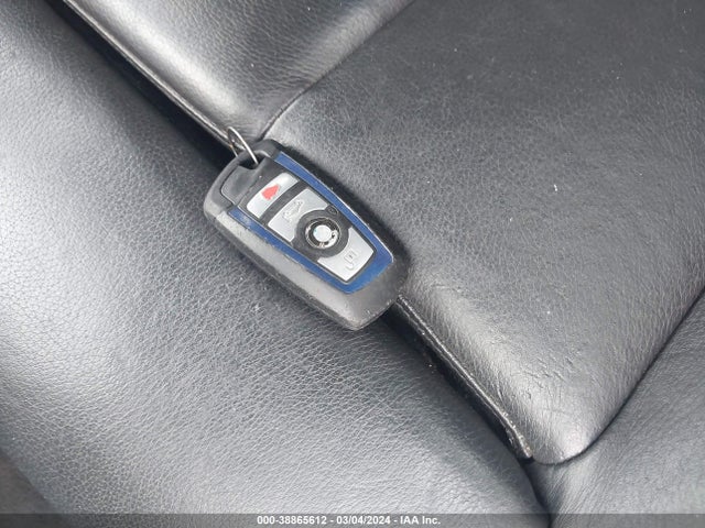 BMW 328I 2016 WBA8E9G53GNT46984 Image 11