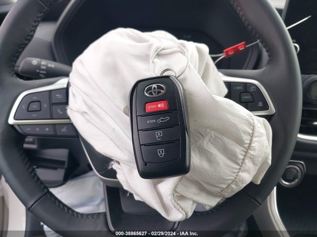 Toyota Grand Highlander Xle 2024 5TDAAAB52RS032801 Image 11
