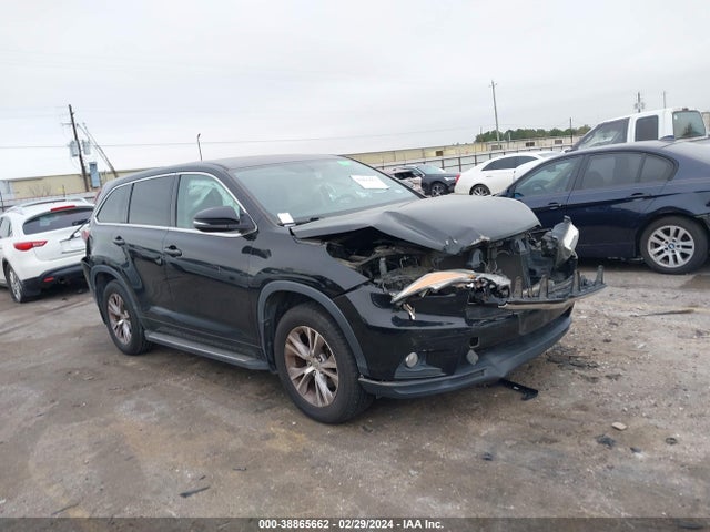 Toyota Highlander Le Plus V6 2015 5TDZKRFH6FS098119 Image 1