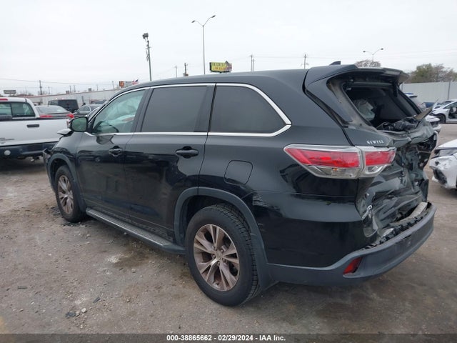 Toyota Highlander Le Plus V6 2015 5TDZKRFH6FS098119 Image 3