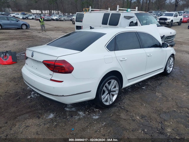 1VWGT7A35HC048530 Volkswagen Passat 1.8t Se