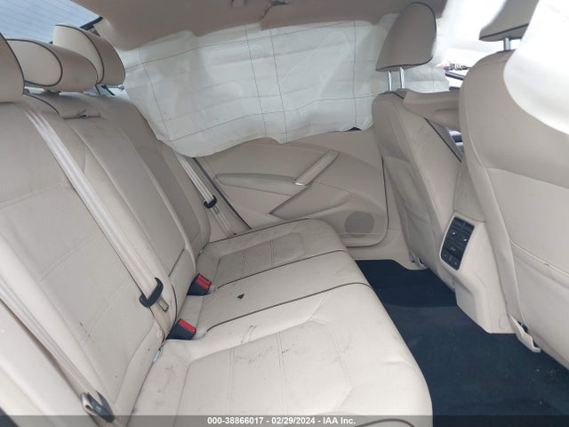 1VWGT7A35HC048530 Volkswagen Passat 1.8t Se