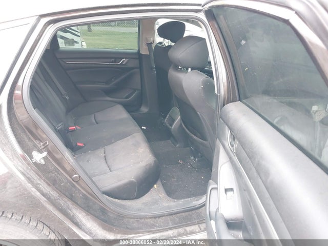 Honda ACCORD LX 2018 1HGCV1F1XJA046033 Image 8