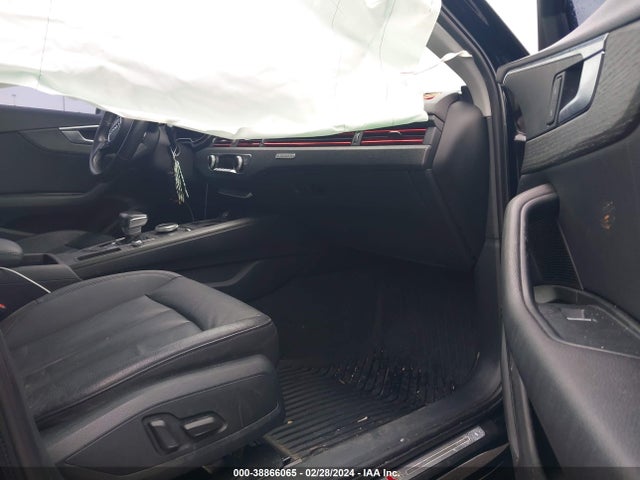 Audi A4 2.0t Premium 2017 WAUENAF44HN024272 Image 5