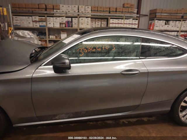 WDDWJ4KB9HF419668 Mercedes-Benz C 300 4matic