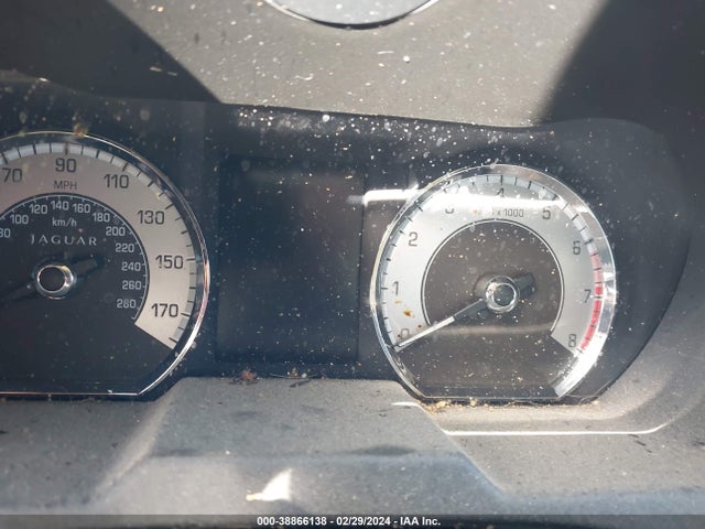 2010 JAGUAR XF SAJWA0FA8AHR54958 Photo 6