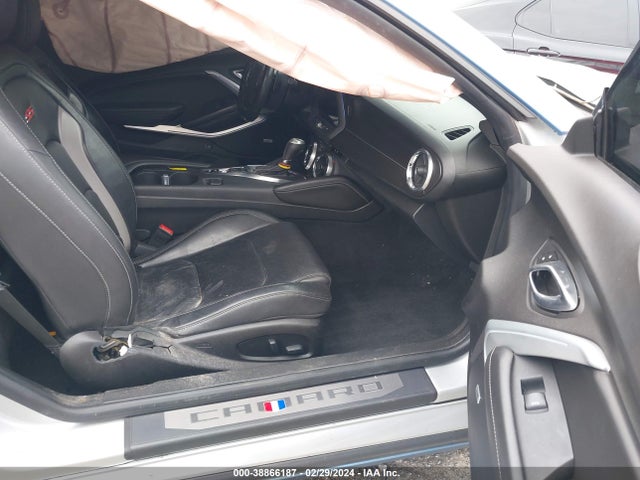 Chevrolet CAMARO 2SS 2019 1G1FH1R7XK0103561 Image 5