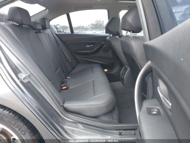 WBA3B1G51FNT03389 BMW 320i