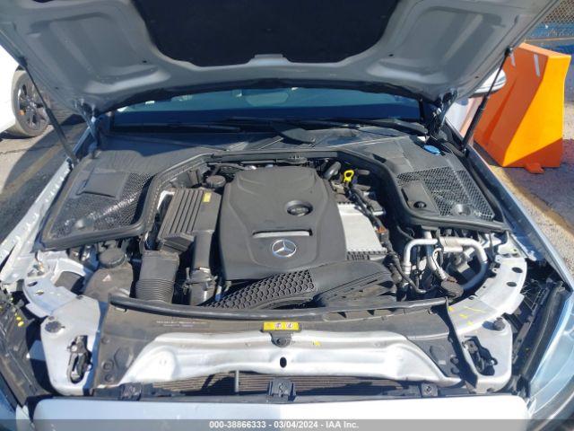 55SWF4JB5GU171305 Mercedes-Benz C 300 Luxury/sport