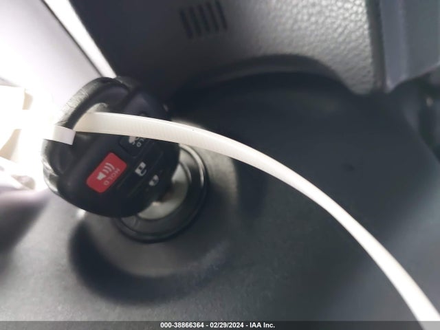 Toyota Corolla Le Plus 2015 5YFBURHE0FP277361 Image 11