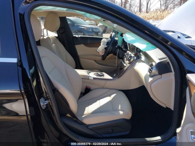 W1KWF8EB3MR615022 Mercedes-Benz C 300 4matic