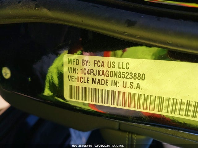 1C4RJKAG0N8523880 Jeep Grand Cherokee L Laredo