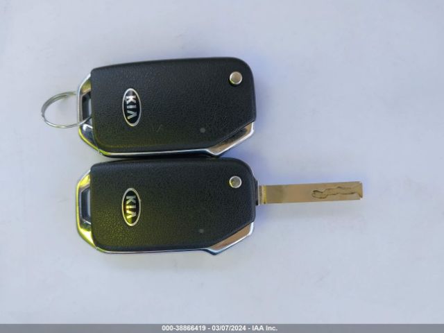 KNDJ23AU3M7126285 KIA SOUL S